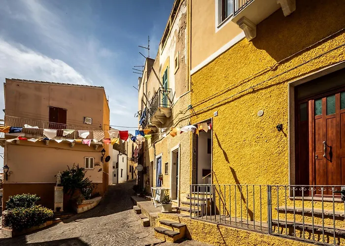 Guesthost - Two In Centre Of Carloforte! Apartamento
